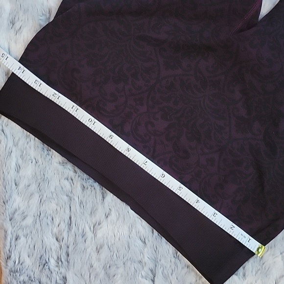 Fabletics Dark Purple/Black Capri Leggings, Women's Size Small, Great Condition - Picture 3 of 11